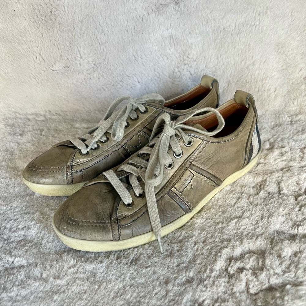 Burberry Low Top Leather Sneakers